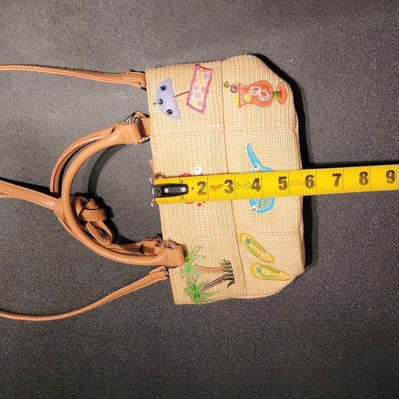 Purse - Picture 7 of 9